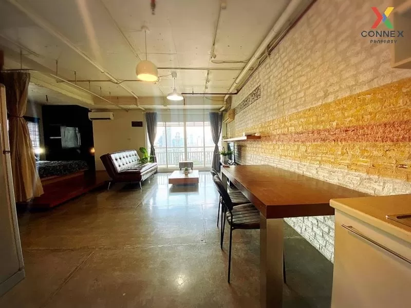 FOR RENT condo , Grand Park View Asoke , Duplex , wide frontage , 3