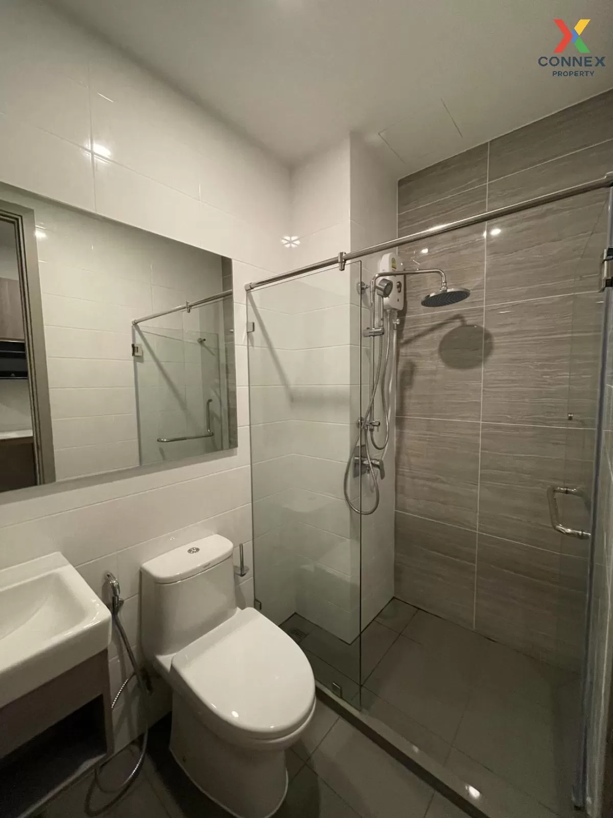 FOR RENT condo , Knightsbridge Prime Onnut , Duplex , wide fronta