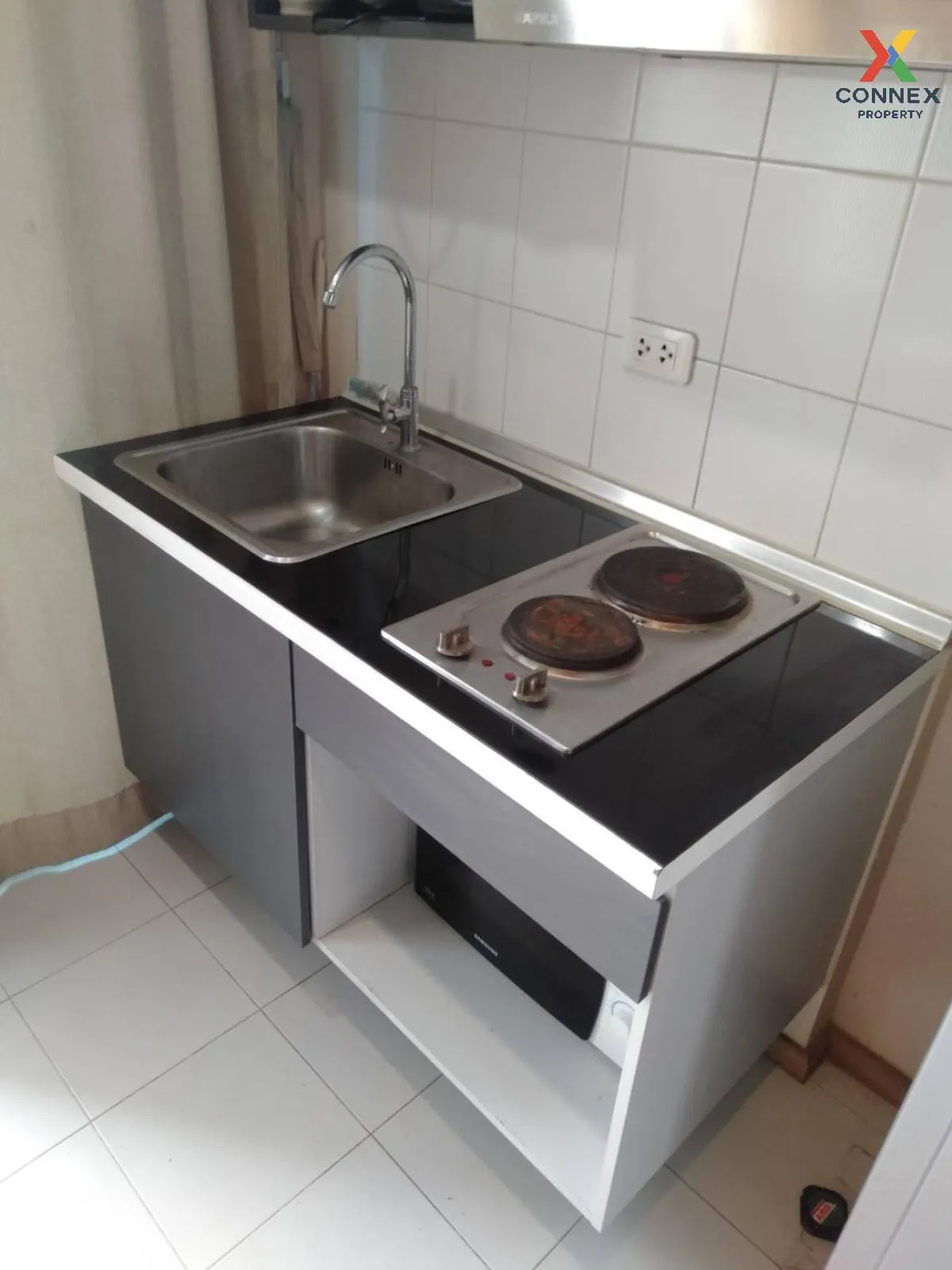FOR RENT condo , The Base Sukhumvit 77 , Duplex , wide frontage ,