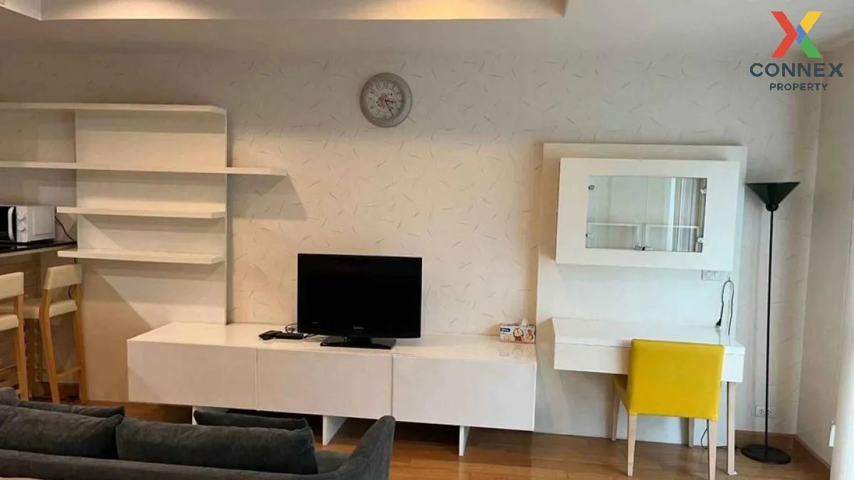 FOR RENT condo , Sathorn Garden , Duplex , wide frontage , MRT-Lu 3