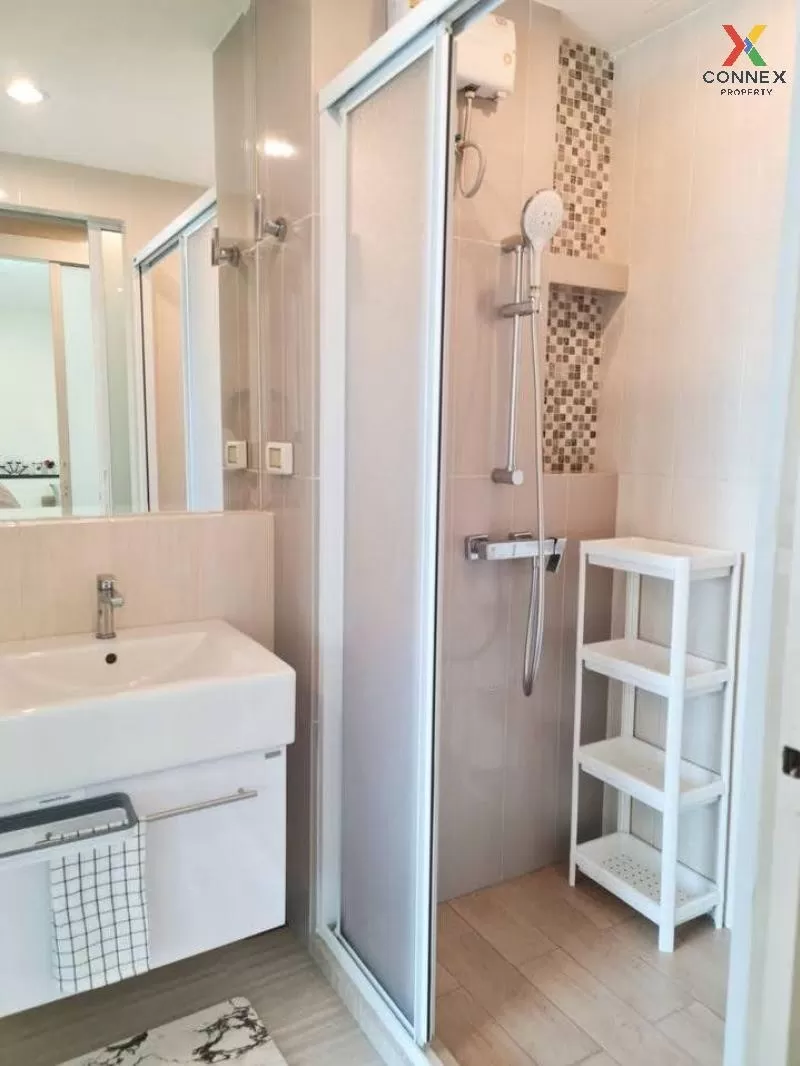 FOR RENT condo , Life Ratchadapisek , Duplex , wide frontage , MR