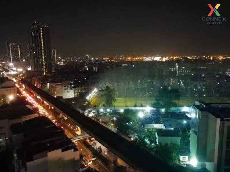 FOR RENT condo , The Lofts Ekkamai , Duplex , wide frontage , BTS FOR RENT condo , The Lofts Ekkamai , Duplex , wide frontage , BTS