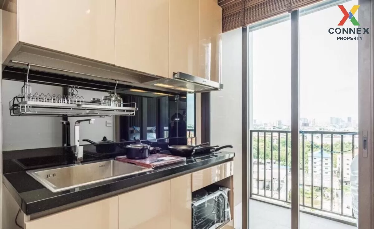 FOR RENT condo , The Line Sukhumvit 71 , Duplex , wide frontage ,