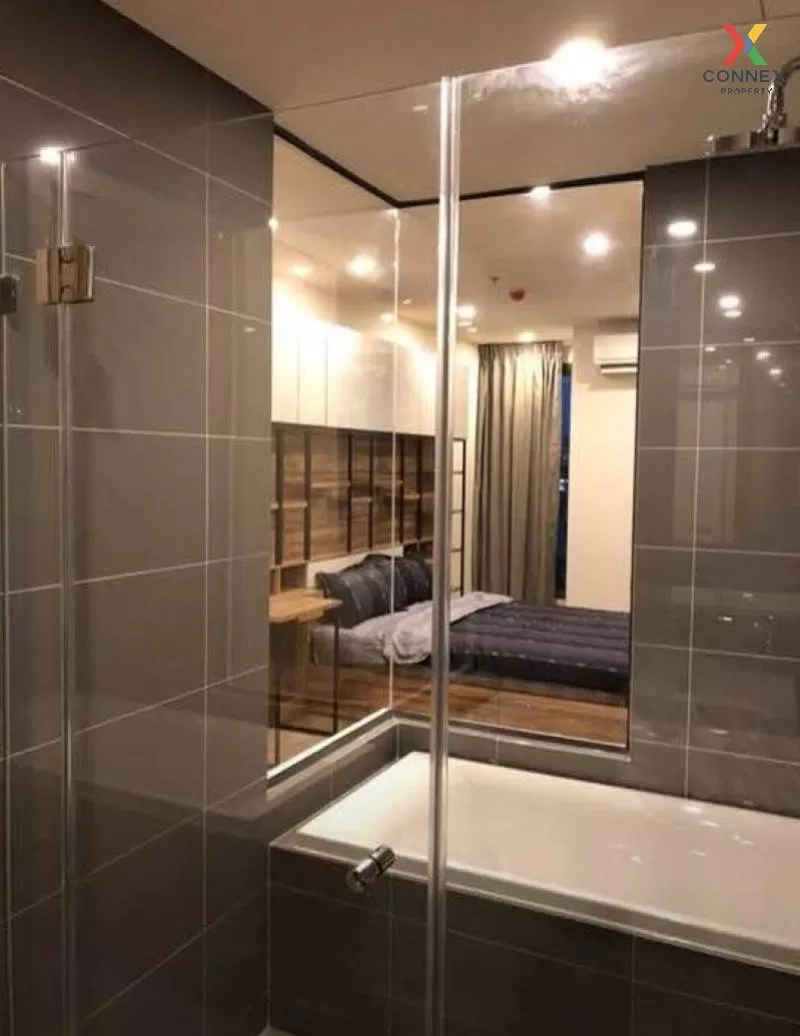 FOR RENT condo , Q Chidlom - Phetchaburi , Duplex , wide frontage FOR RENT condo , Q Chidlom - Phetchaburi , Duplex , wide frontage