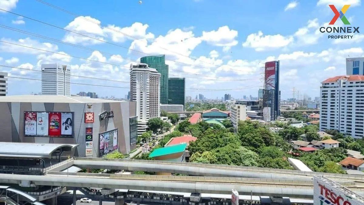 FOR RENT condo , Life Ladprao , Duplex , wide frontage , BTS-Ha Y