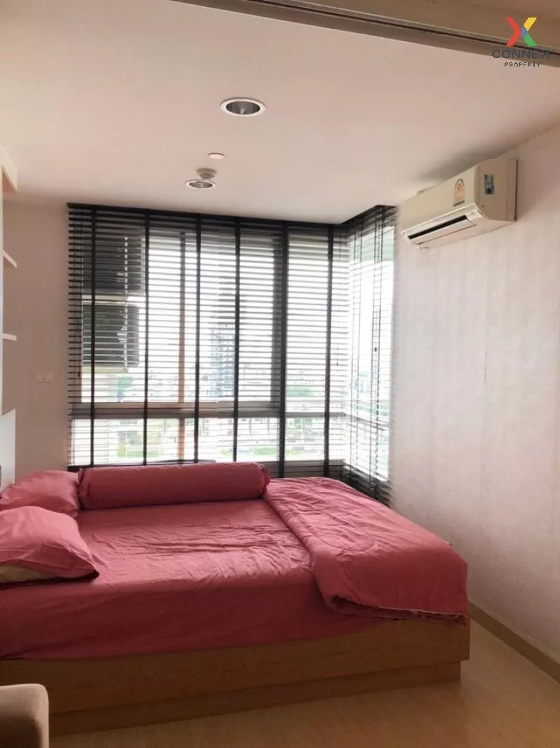 FOR RENT condo , The Station Sathorn Bangrak , Duplex , wide fron