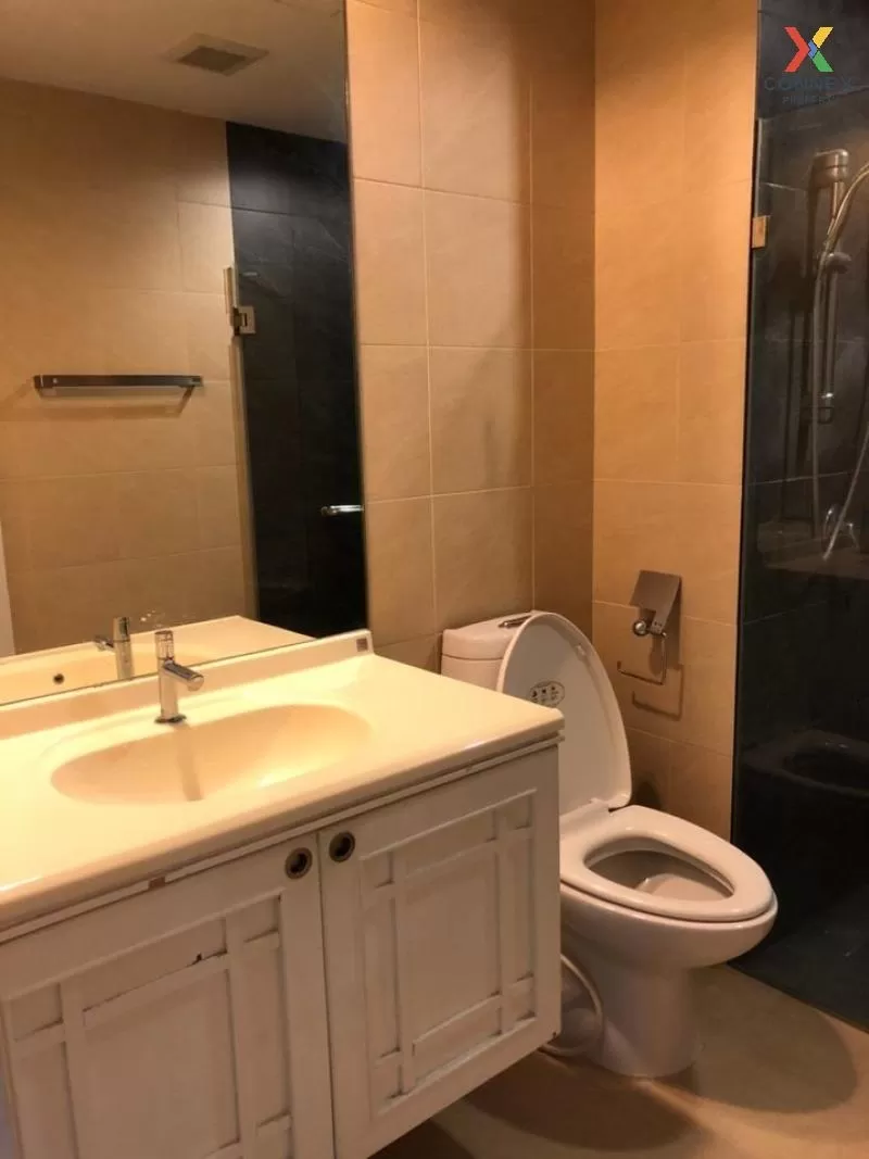 FOR RENT condo , The Station Sathorn Bangrak , Duplex , wide fron