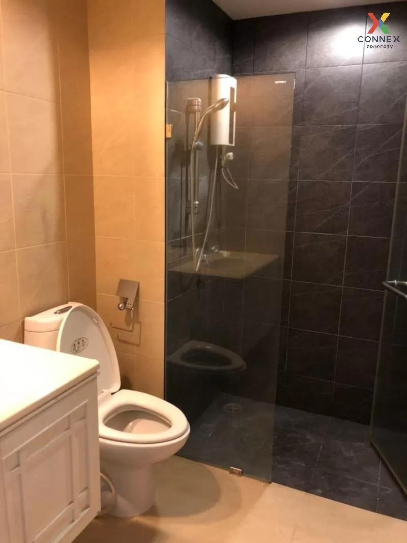 FOR RENT condo , The Station Sathorn Bangrak , Duplex , wide fron