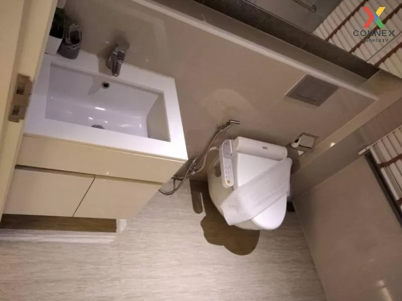 FOR RENT condo , H Sukhumvit 43 , Duplex , wide frontage , BTS-Ph