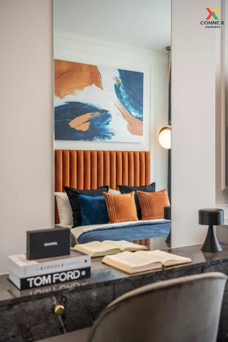 FOR SALE condo , Khun By Yoo , Duplex , wide frontage , BTS-Thong FOR SALE condo , Khun By Yoo , Duplex , wide frontage , BTS-Thong