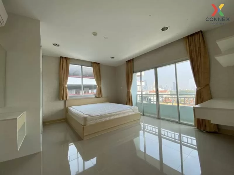 FOR SALE condo , The Station Sathorn Bangrak , Duplex , wide fron 2
