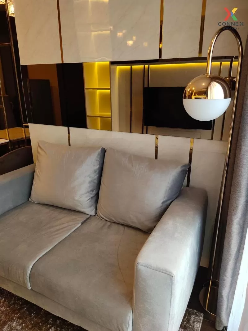 FOR SALE condo , C Ekkamai , Duplex , wide frontage , BTS-Ekkamai