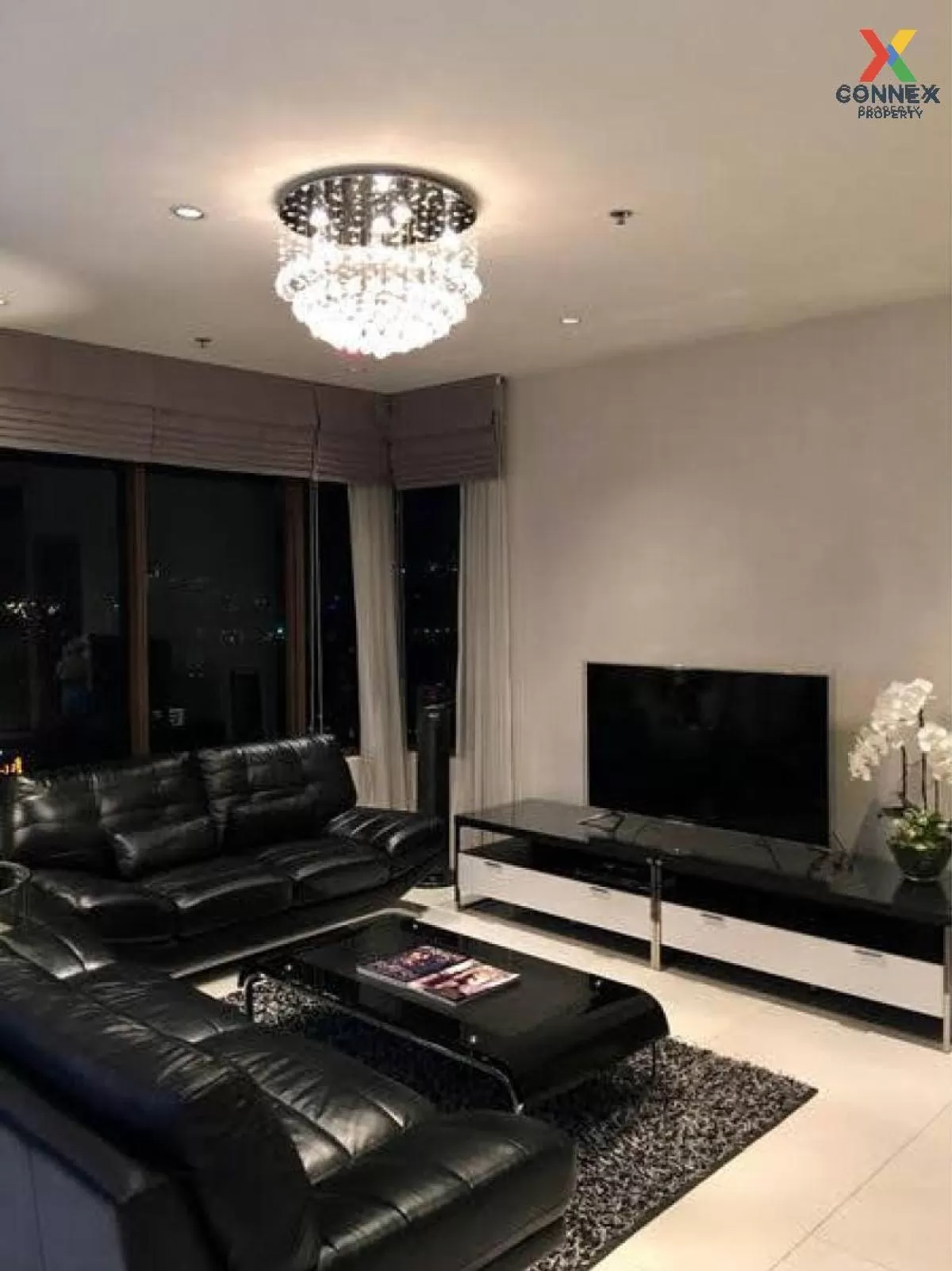 FOR SALE condo , The Emporio Place , Duplex , corner unit , BTS-P FOR SALE condo , The Emporio Place , Duplex , corner unit , BTS-P 2