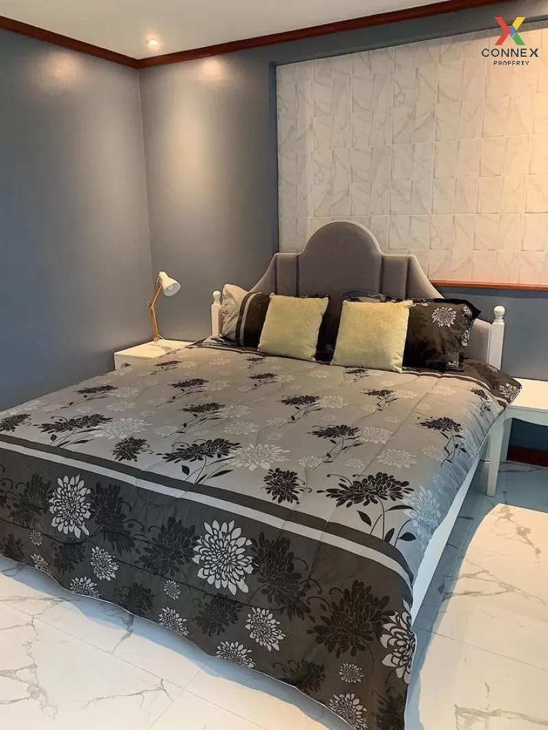 FOR SALE condo , Saranjai Mansion , Duplex , corner unit , BTS-Na