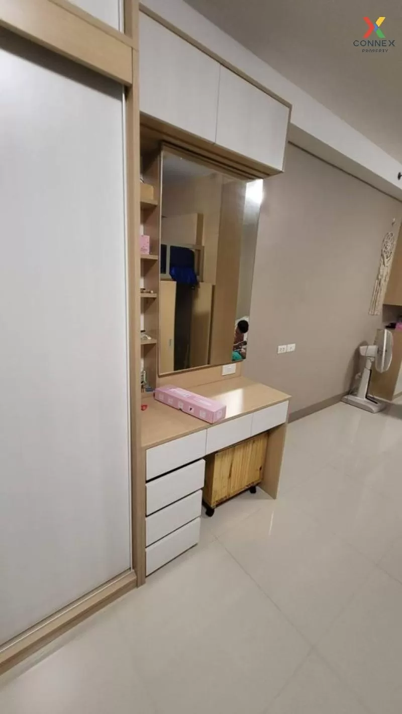 FOR SALE condo , Supalai Park Kaset , Duplex , corner unit , BTS-