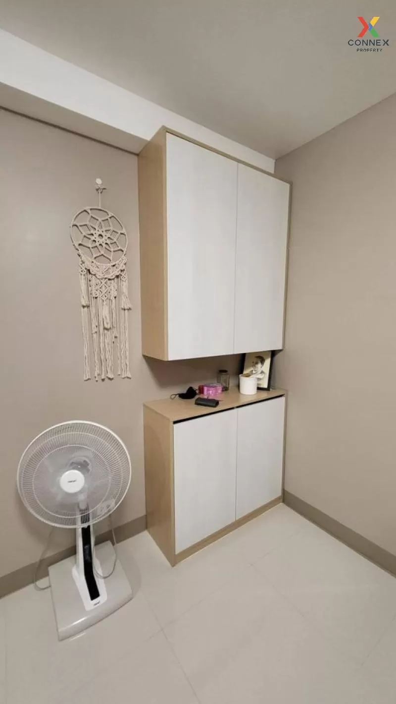 FOR SALE condo , Supalai Park Kaset , Duplex , corner unit , BTS-