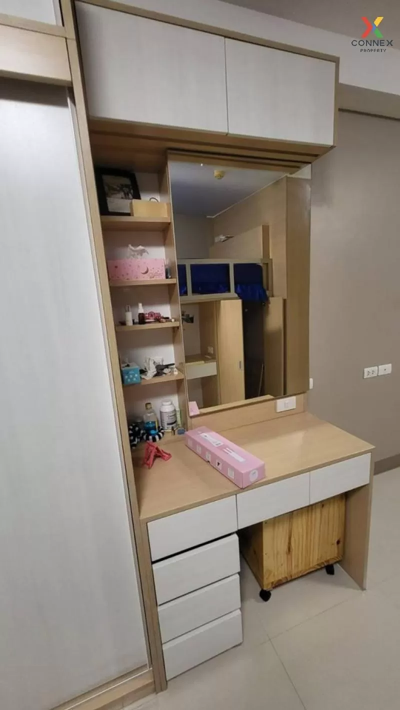 FOR SALE condo , Supalai Park Kaset , Duplex , corner unit , BTS-