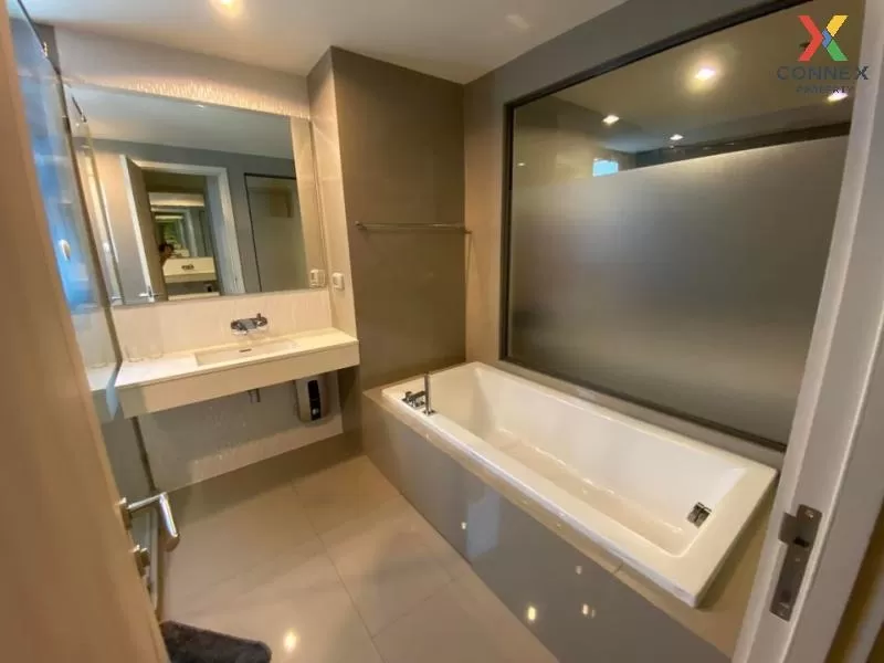 FOR RENT condo , RHYTHM Sukhumvit 42 , Duplex , nice view , BTS-E