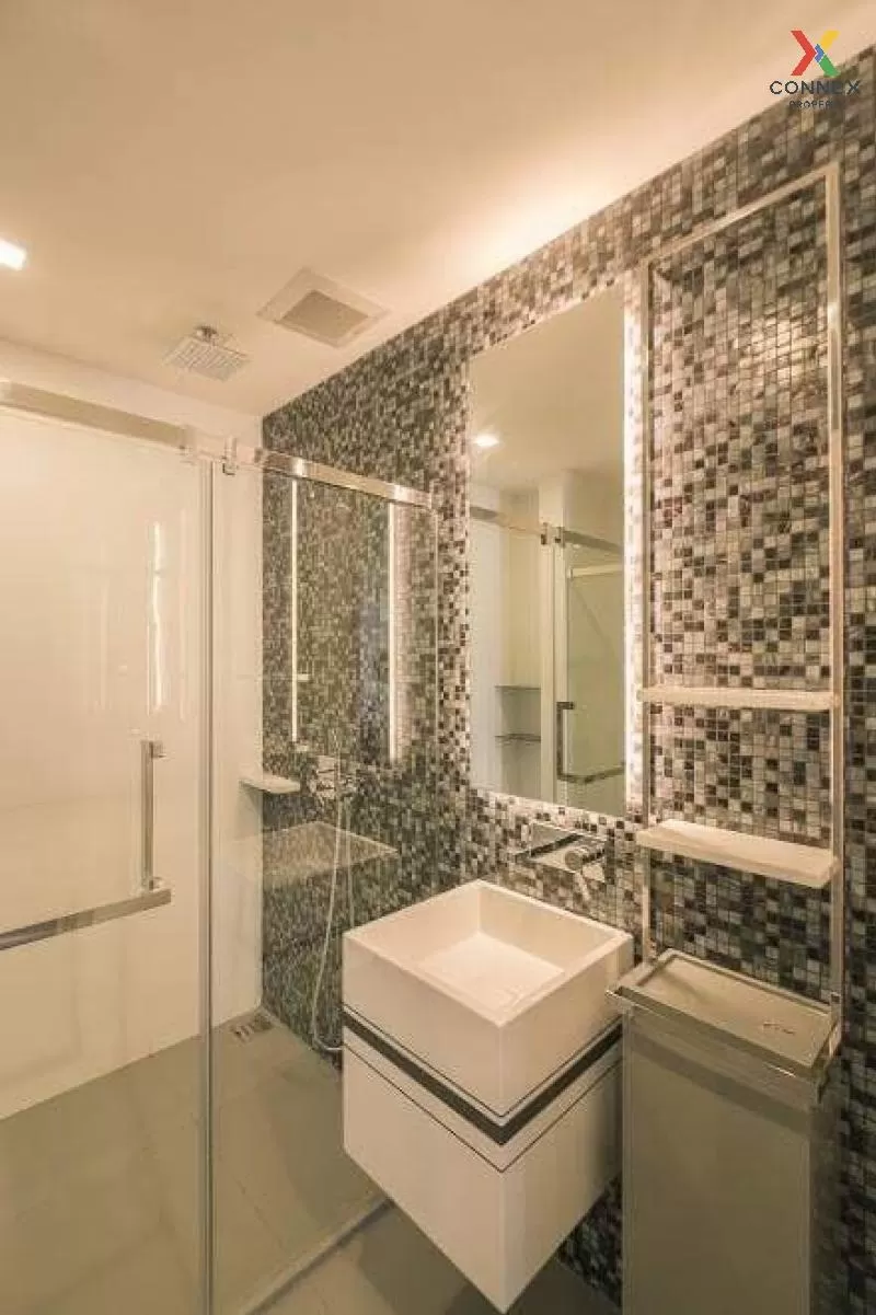 FOR RENT condo , The Room Sathorn - TanonPun , Duplex , nice view