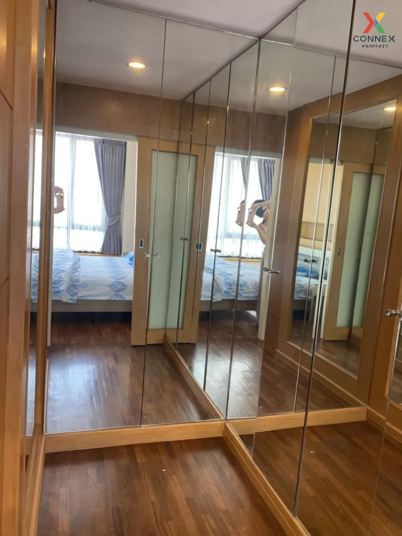 เช่า คอนโด  Baan Piya Sathorn MRT-ลุมพินี สวนพูล ทุ่งมหาเมฆ สาทร 