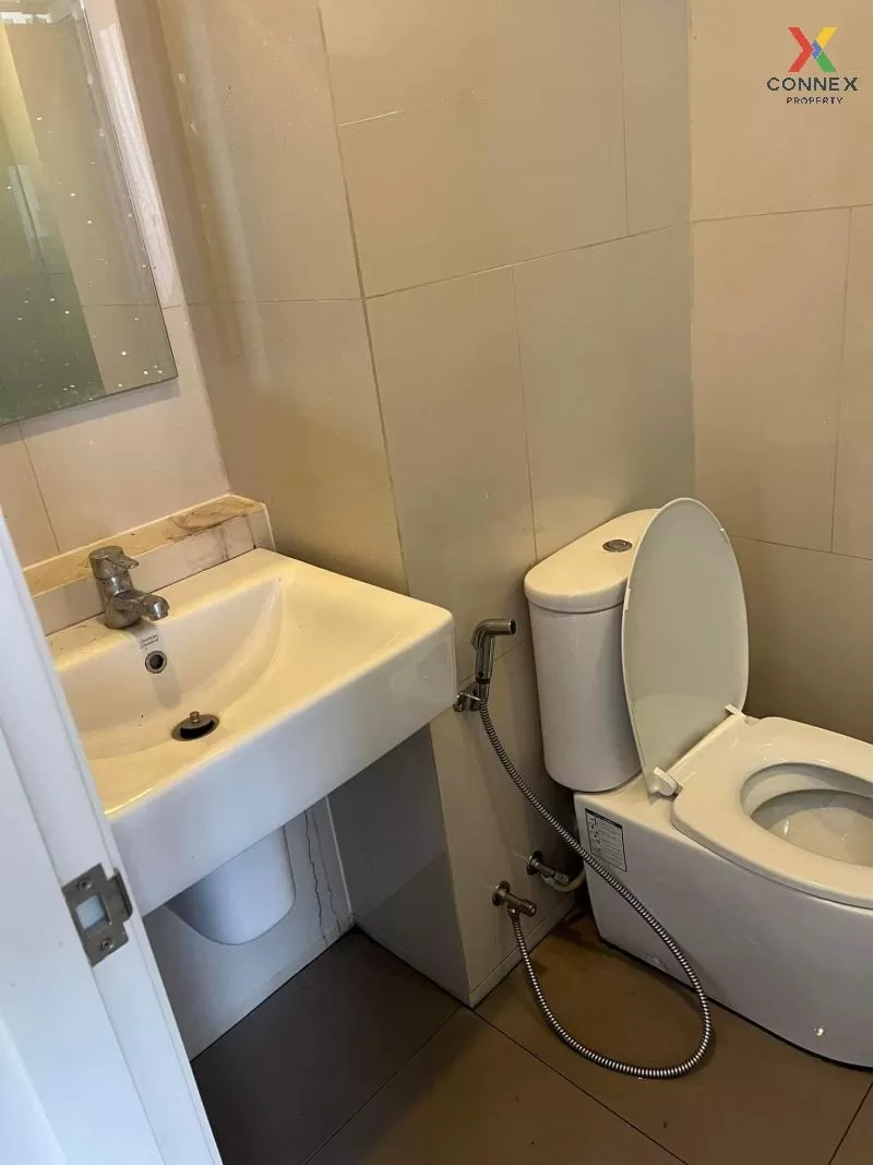 FOR RENT condo , Blossom Condo @ Fashion Altitude , Duplex , corn