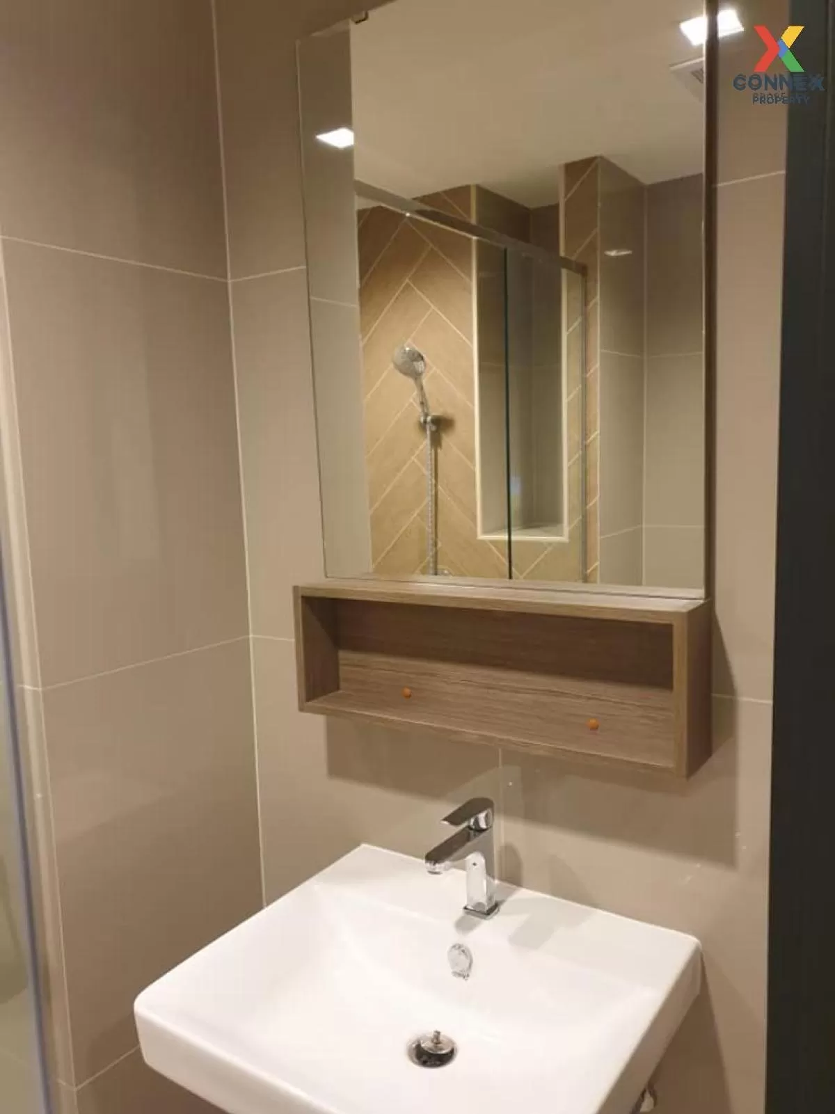 FOR RENT condo , The Line Phahonyothin Park , Duplex , nice view 