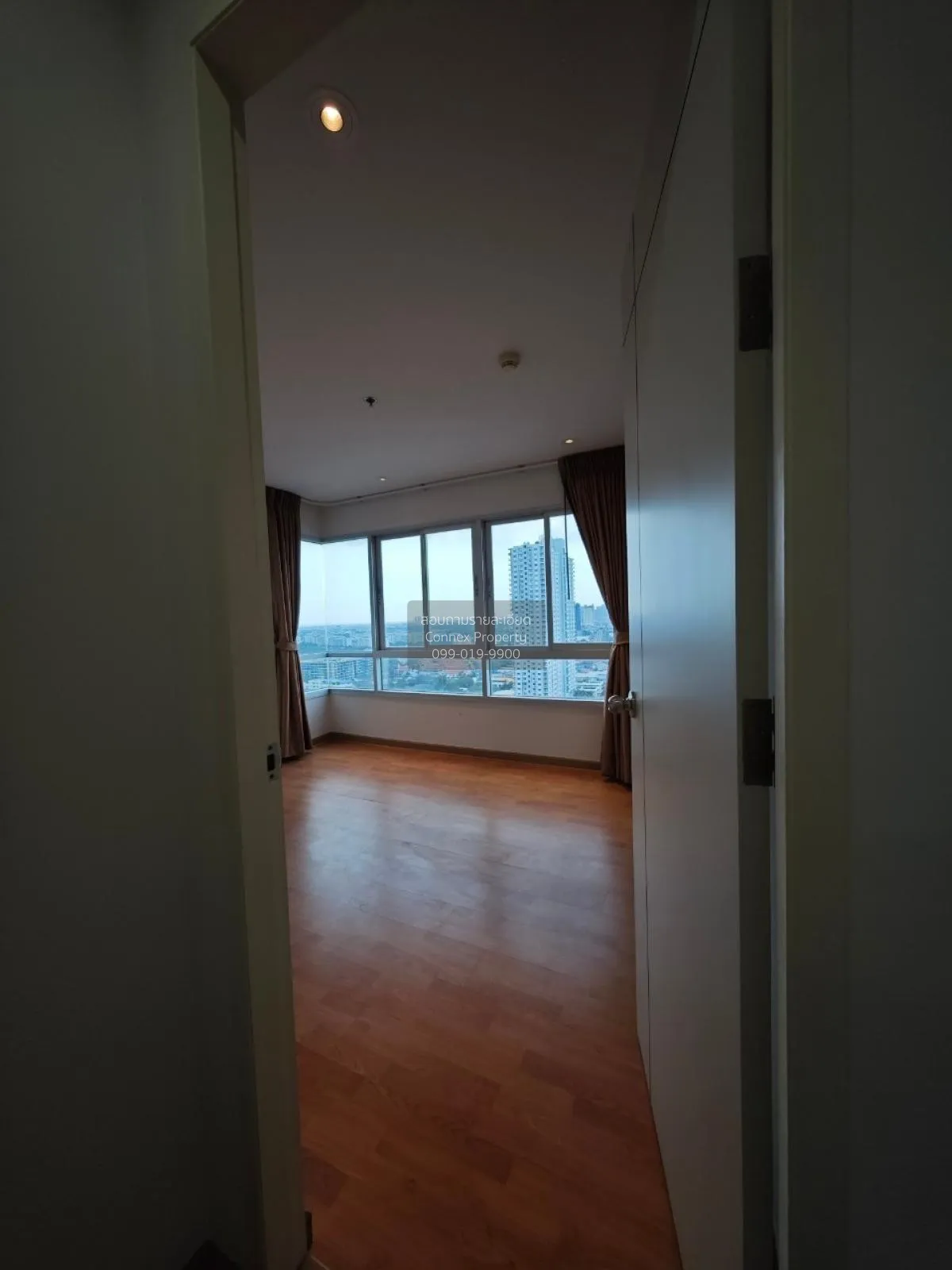 ขาย คอนโด วิวสวย The President Sathorn - Ratchaphruek 1 BTS-บางหว