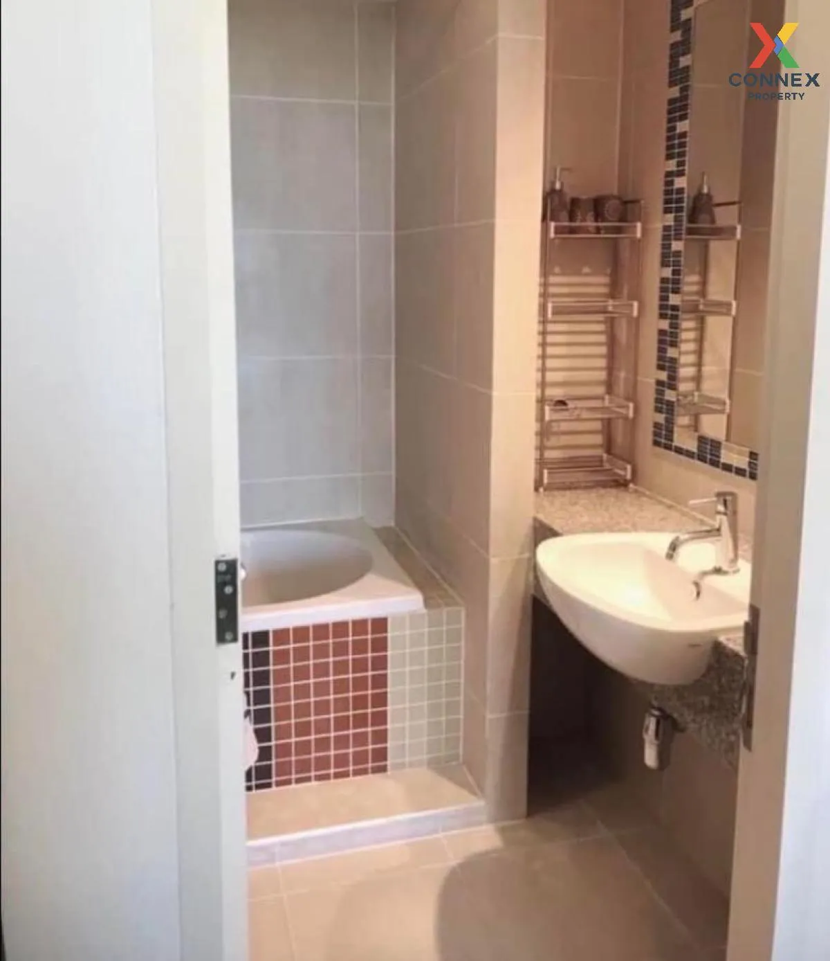 FOR RENT condo เดอะ โคลเวอร์ ทองหล่อ   Thawi Watthana Bangkok CX-