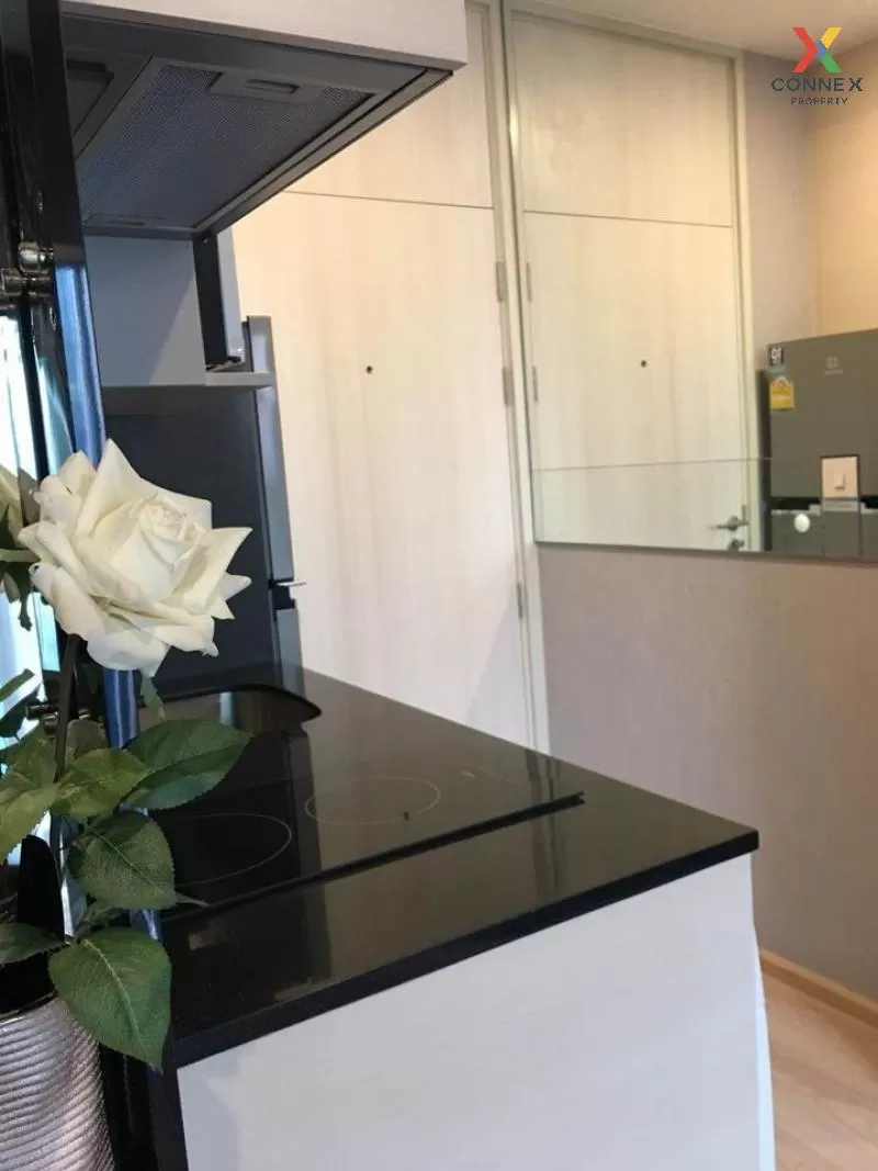 FOR RENT condo , Noble Revolve Ratchada , nice view , high floor  FOR RENT condo , Noble Revolve Ratchada , nice view , high floor  4