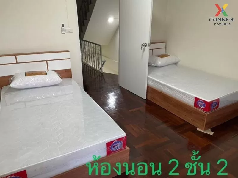 For Rent Townhouse  , wide frontage , Sukhumvit 65 , Ekamai , Phr