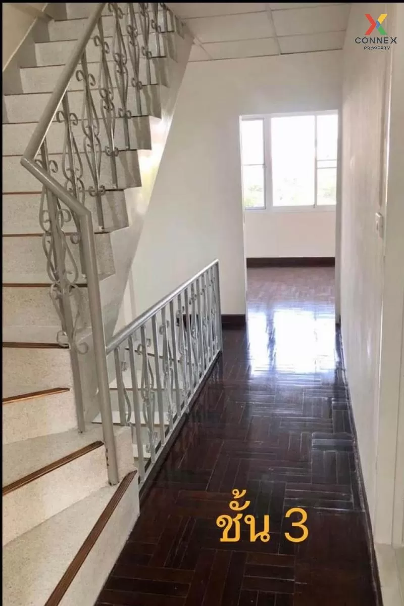 For Sale Townhome area 194 square meters width Sukhumvit 65 Bangk