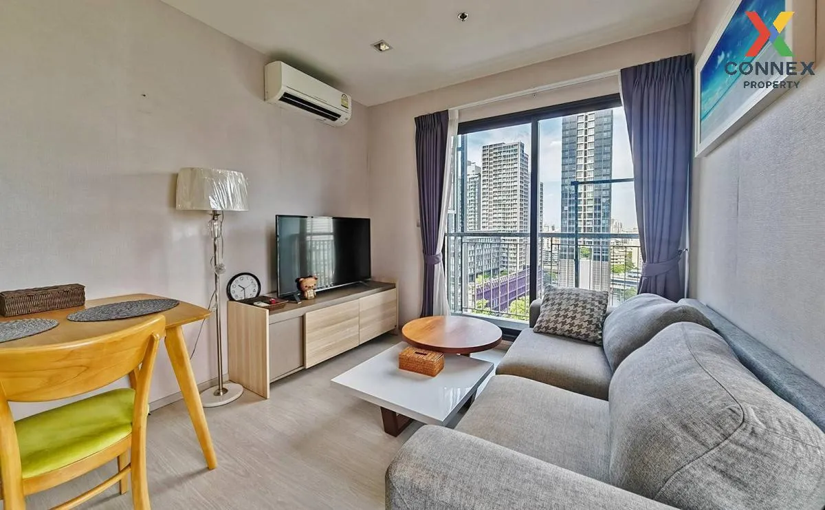 FOR RENT condo , Rhythm Sukhumvit 36-38 , high floor , BTS-Thong  3