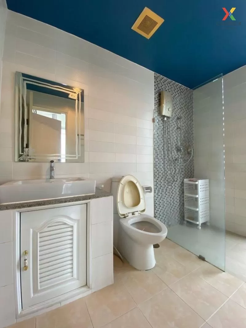 FOR RENT condo , Iris Rama 9 - Srinakarin , nice view , Suan Luan