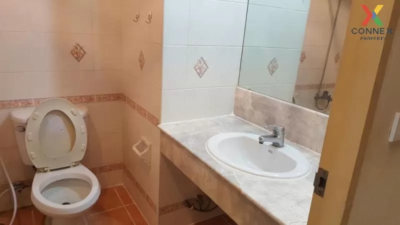 FOR RENT condo Silom Terrace , nice view , BTS-Sala Daeng , Silom