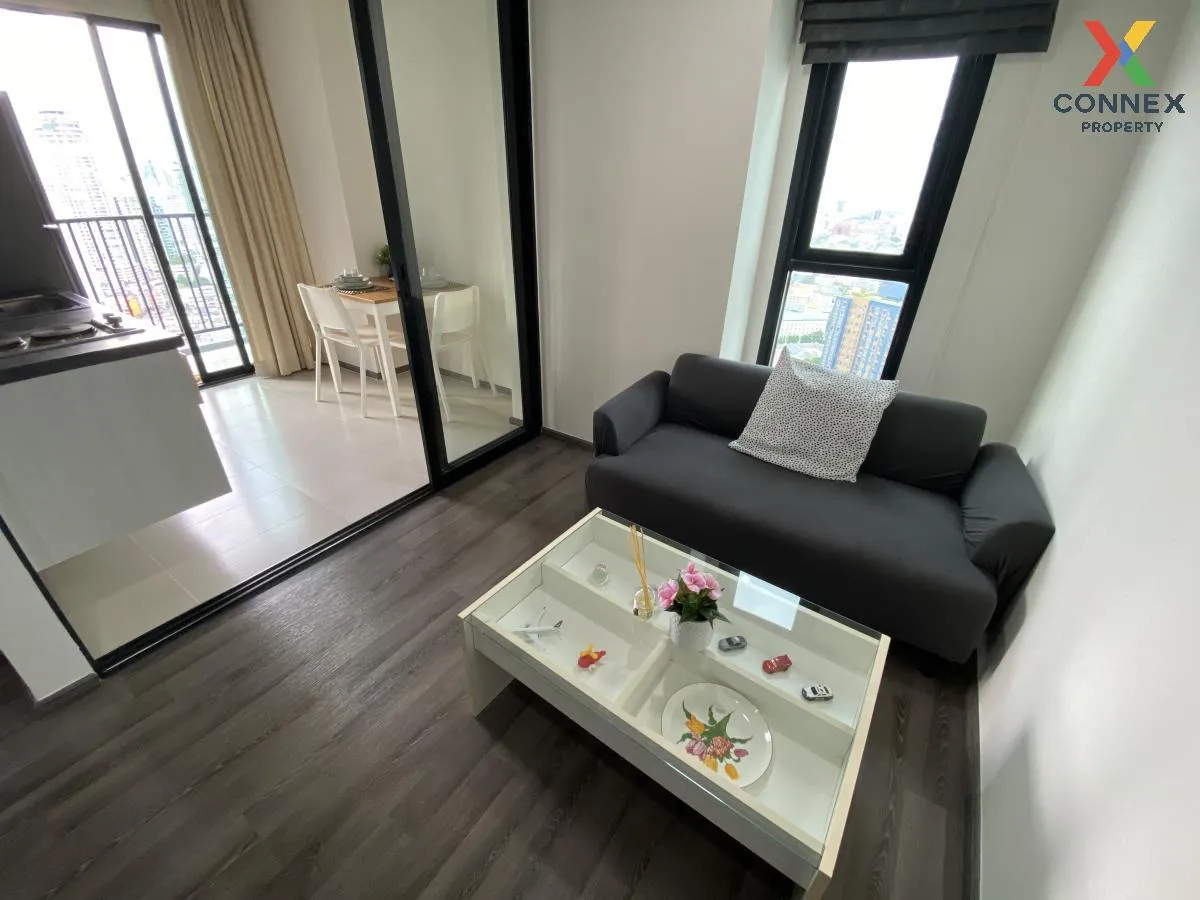 FOR RENT condo The Base Park West Sukhumvit 77 , high floor , BTS 1