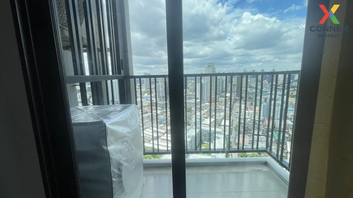 FOR RENT condo The Base Park West Sukhumvit 77 , high floor , BTS