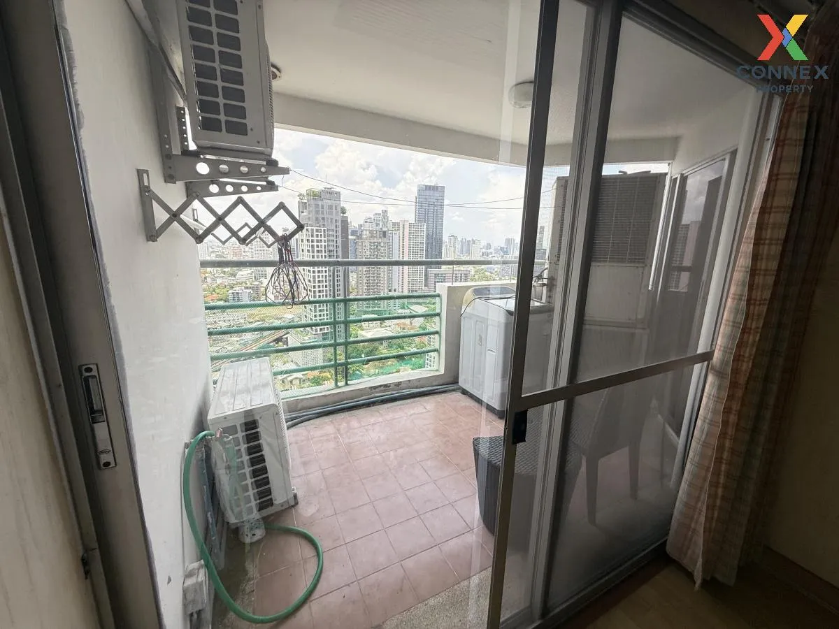 FOR RENT condo , Waterford Diamond 30/1 , nice view , high floor 