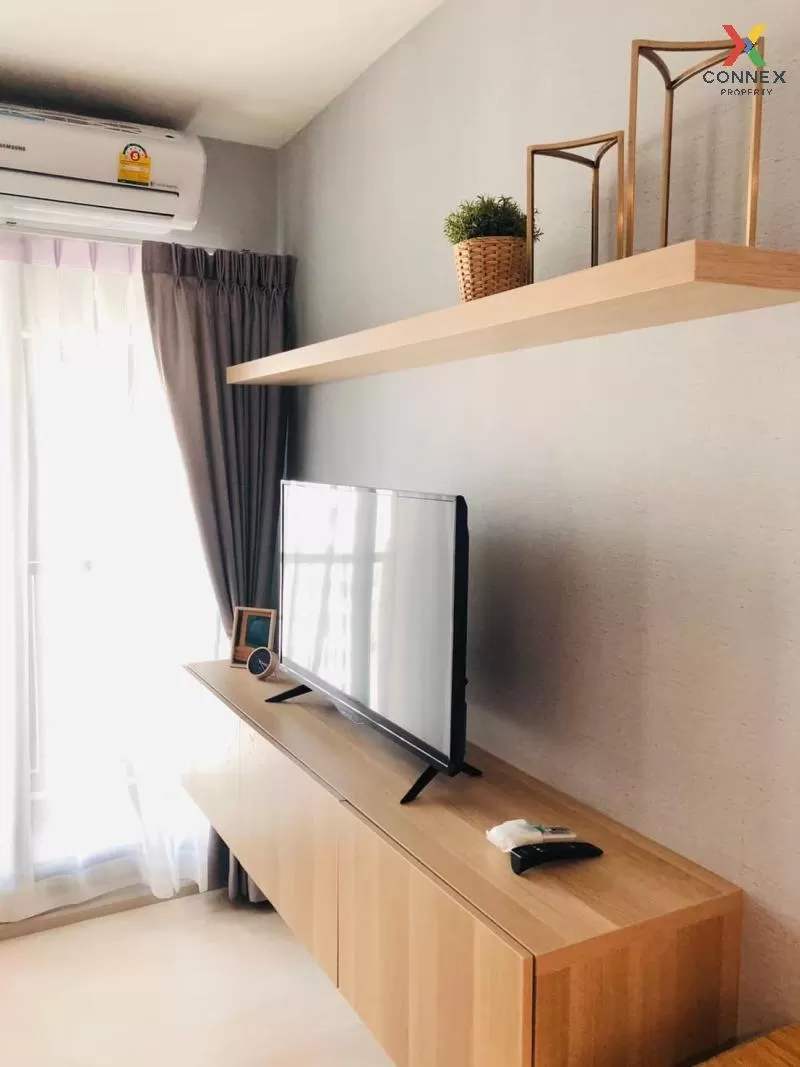 FOR RENT condo , Life One Wireless , nice view , high floor , BTS 3