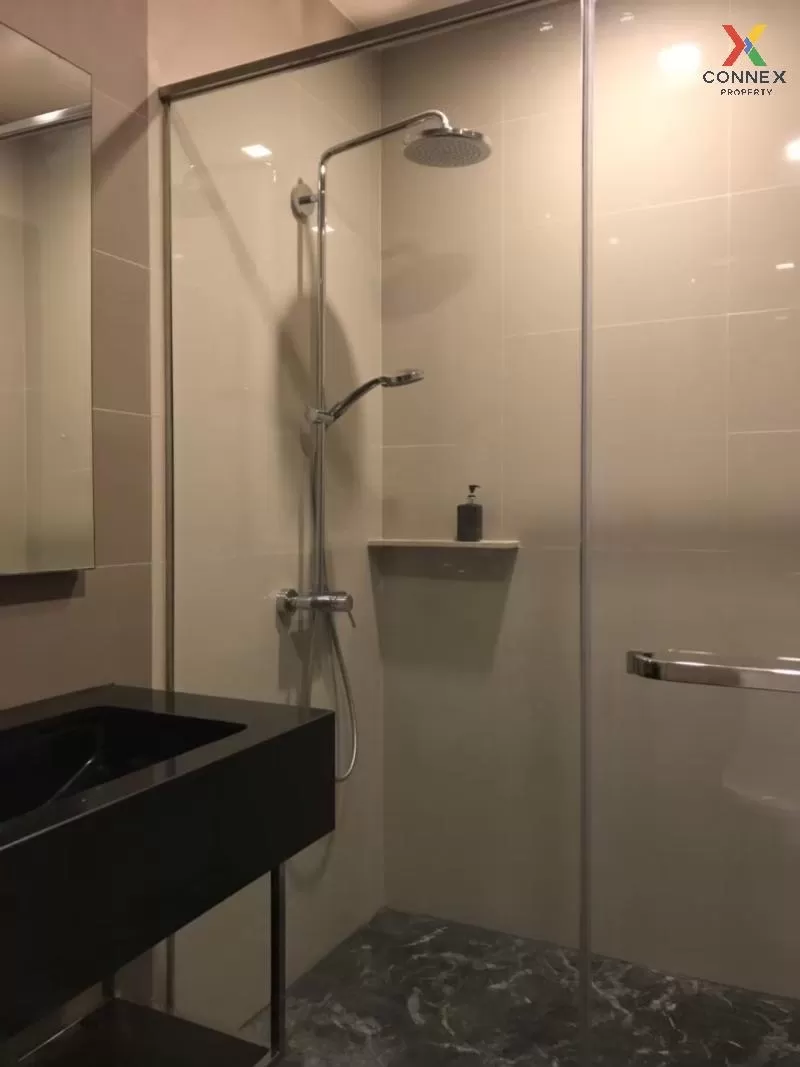 FOR SALE condo , EDGE Sukhumvit 23 , nice view , BTS-Asok , Khlon