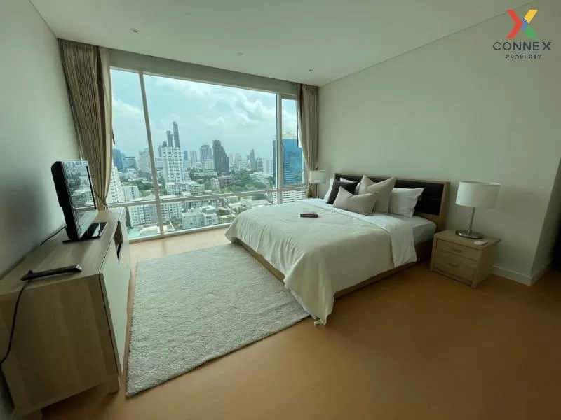 FOR RENT condo , Fullerton Sukhumvit , nice view , high floor , B