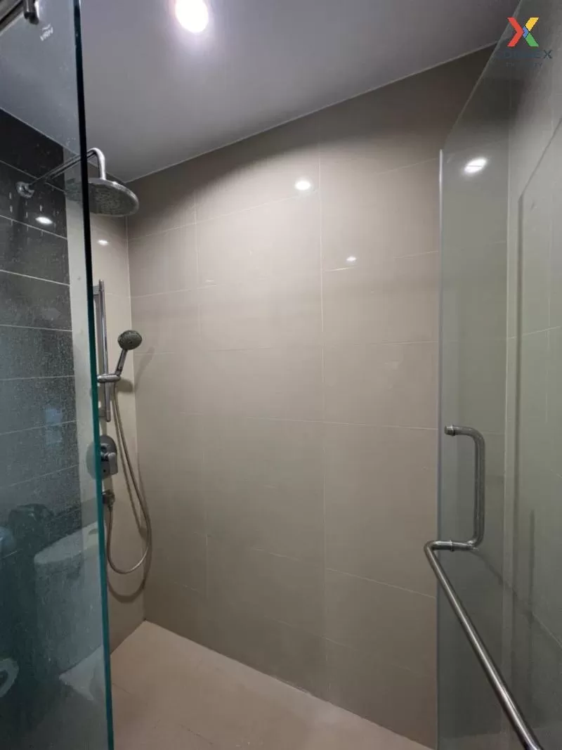 เช่าคอนโด  ศุภาลัย ไลท์ รัชดาฯ - นราธิวาส - สาทร ชั้นสูง บางโพงพา