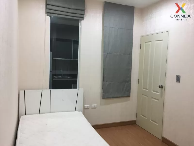 FOR SALE condo , The Complete Narathiwat , nice view , high floor FOR SALE condo , The Complete Narathiwat , nice view , high floor