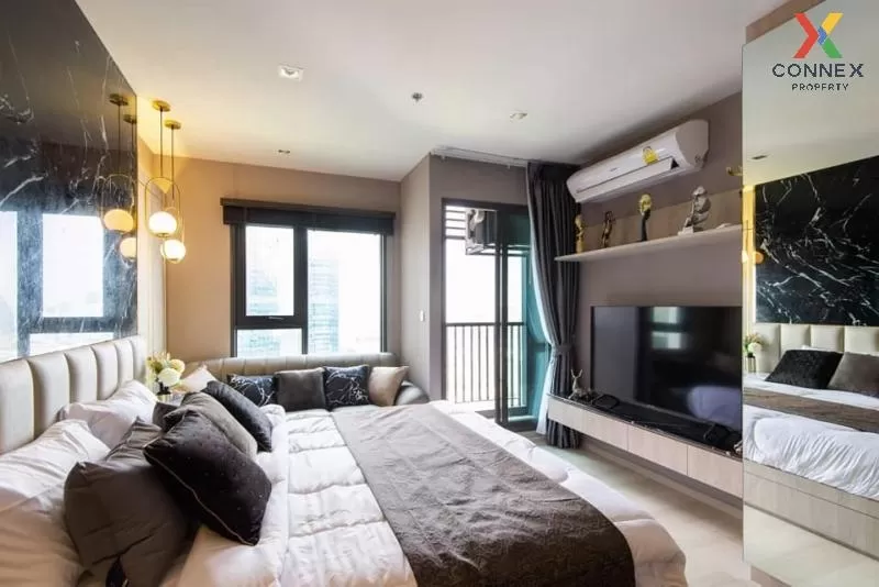 FOR RENT condo , Life One Wireless , nice view , high floor , BTS