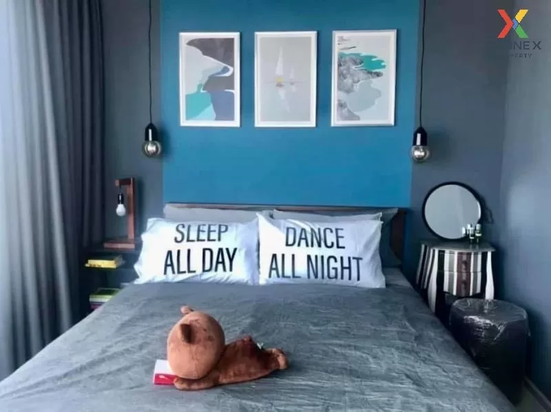 FOR RENT condo , Life Ladprao , nice view , corner unit , wide fr