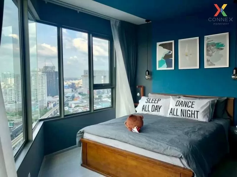 FOR RENT condo , Life Ladprao , nice view , corner unit , wide fr