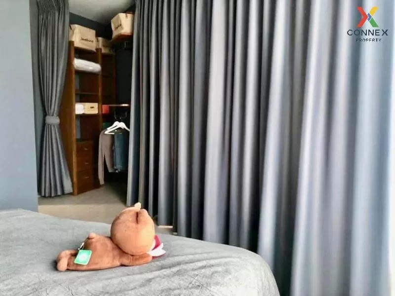 FOR RENT condo , Life Ladprao , nice view , corner unit , wide fr