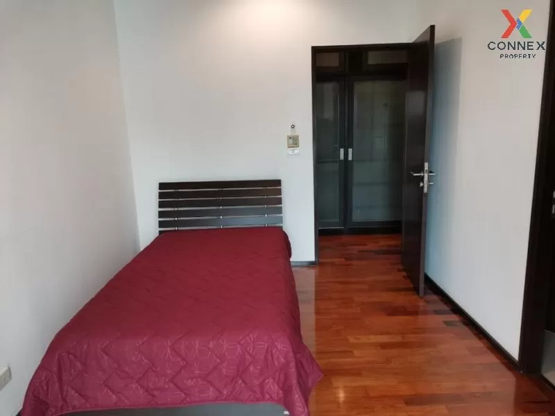 FOR RENT condo , Noble Ora Sukhumvit 55 , nice view , wide fronta