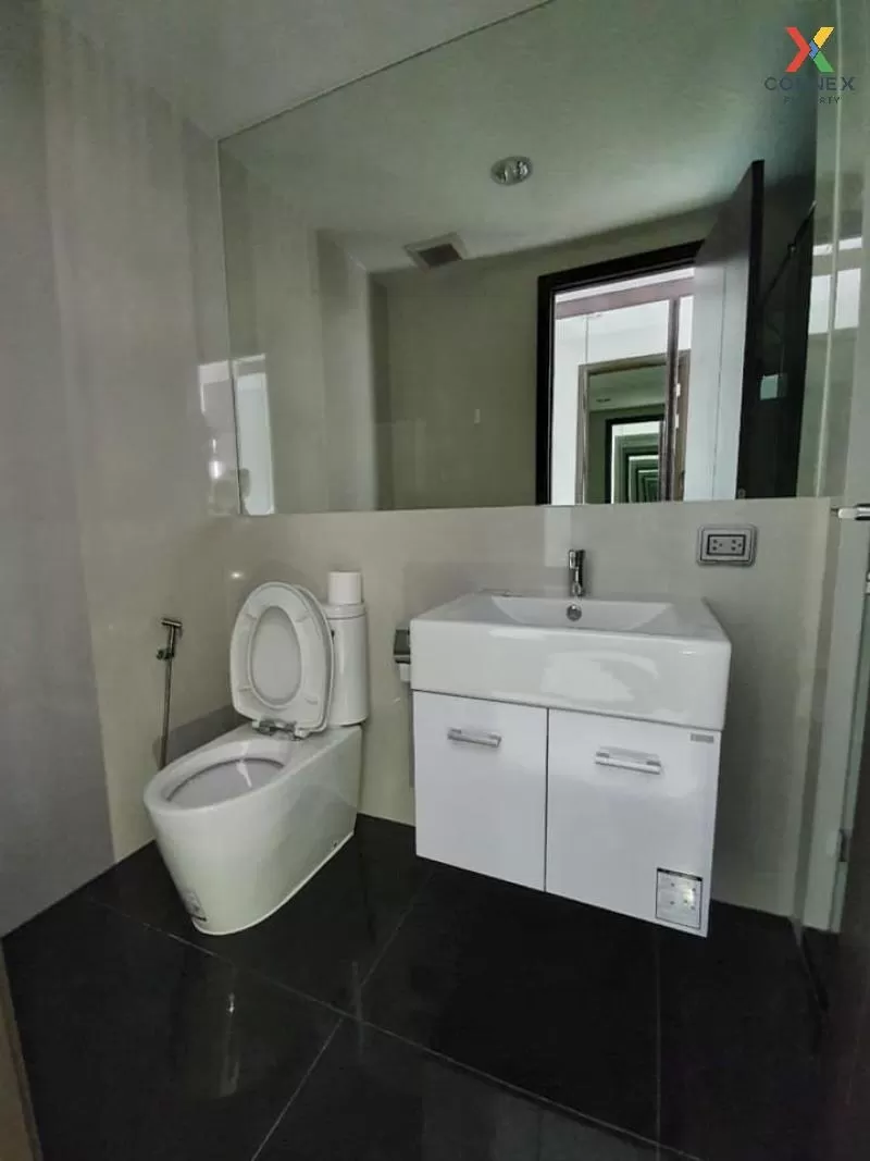 FOR RENT condo , RHYTHM Sathorn-Narathiwas , BTS-Chong Nonsi , Th