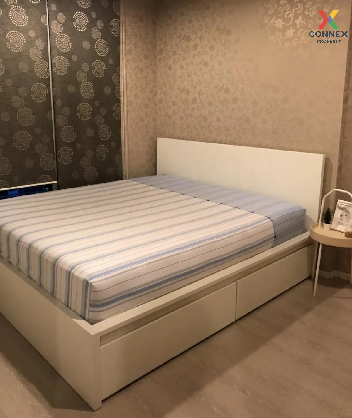 FOR RENT condo , RHYTHM Sathorn-Narathiwas , BTS-Chong Nonsi , Th