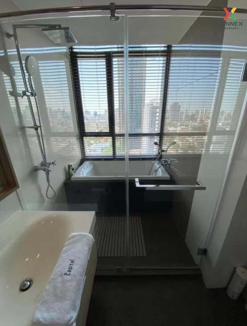 FOR RENT condo , The Capital Ekamai Thonglor , corner unit , BTS- FOR RENT condo , The Capital Ekamai Thonglor , corner unit , BTS-